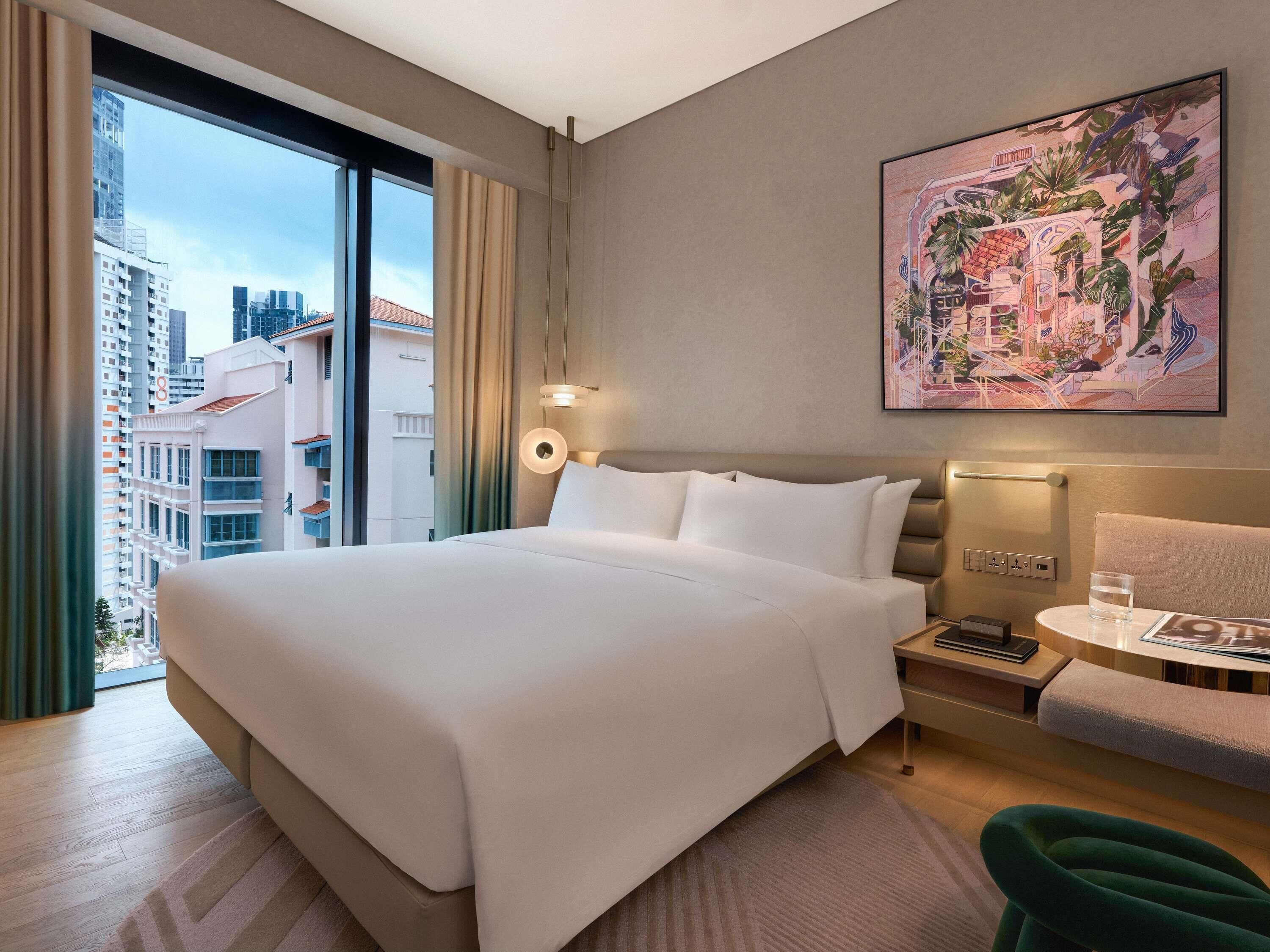 Quarto casal, 1 cama King | Frigobar, cofres nos quartos, escrivaninha, cortinas blackout