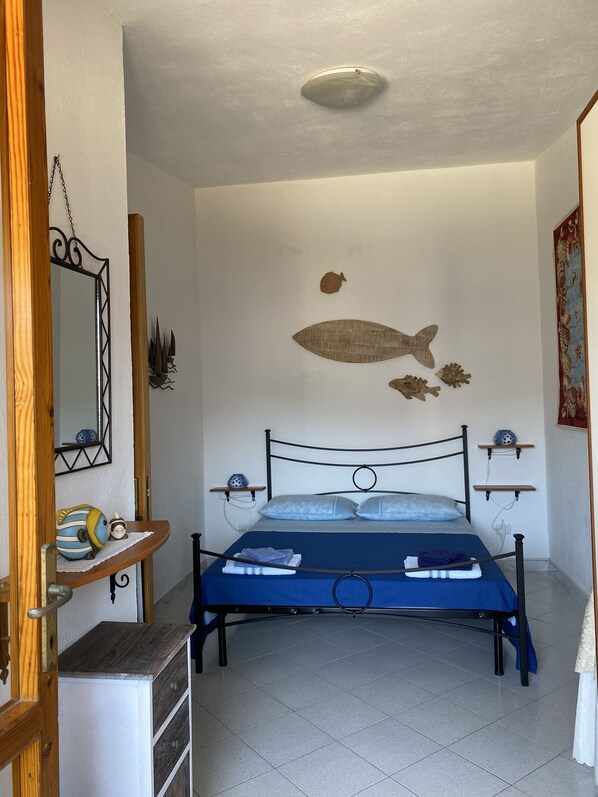 1 Schlafzimmer, Bügeleisen/Bügelbrett, Bettwäsche