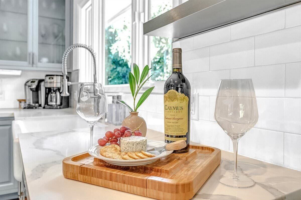 独立别墅, 多张床, 露台, 花园景观 (Pebble Beach Barking Seals) | 私人厨房 | 冰箱、微波炉、烤箱、炉灶