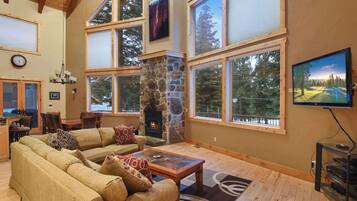 House, Multiple Beds, Patio, Mountain View (Skislope Sanctuary) | Living area | 42-inch flat-screen TV with digital channels, fireplace