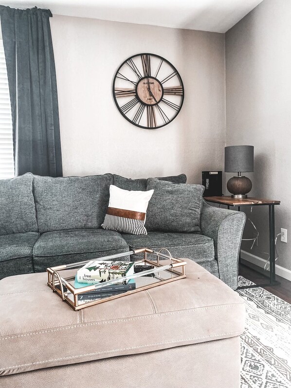 Smart TV, books