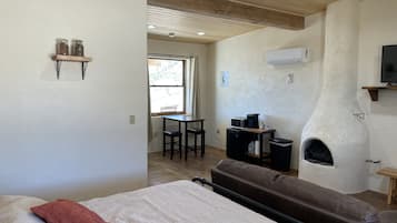 1 habitación, tabla de planchar con plancha y wifi