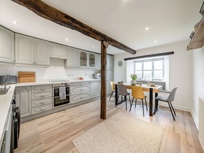 Dishwasher, high chair - 3 bedroom accommodation in Bassenthwaite, near Keswick (Bassenthwaite, near Keswick)