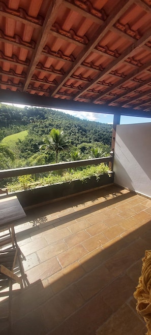 TV LCD 32-inch có truyền hình kỹ thuật số, TV