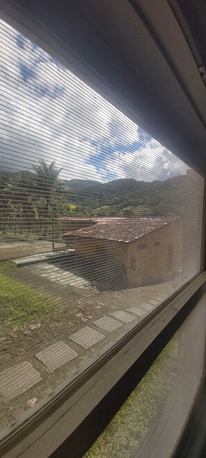 Phòng 4 Tiêu chuẩn | Bộ trải giường