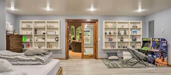 Spacious lake front apartment with boat launch and private dock. 