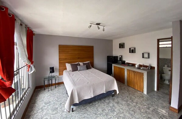 6 chambres, Wi-Fi, draps fournis