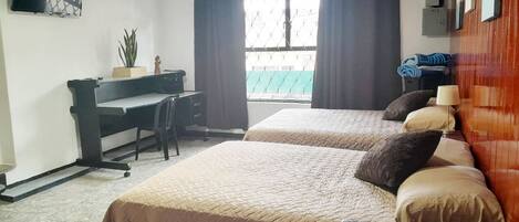 6 bedrooms, WiFi, bed sheets