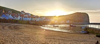 The Anchorage - Your Home Away From Home In Idyllic Staithes