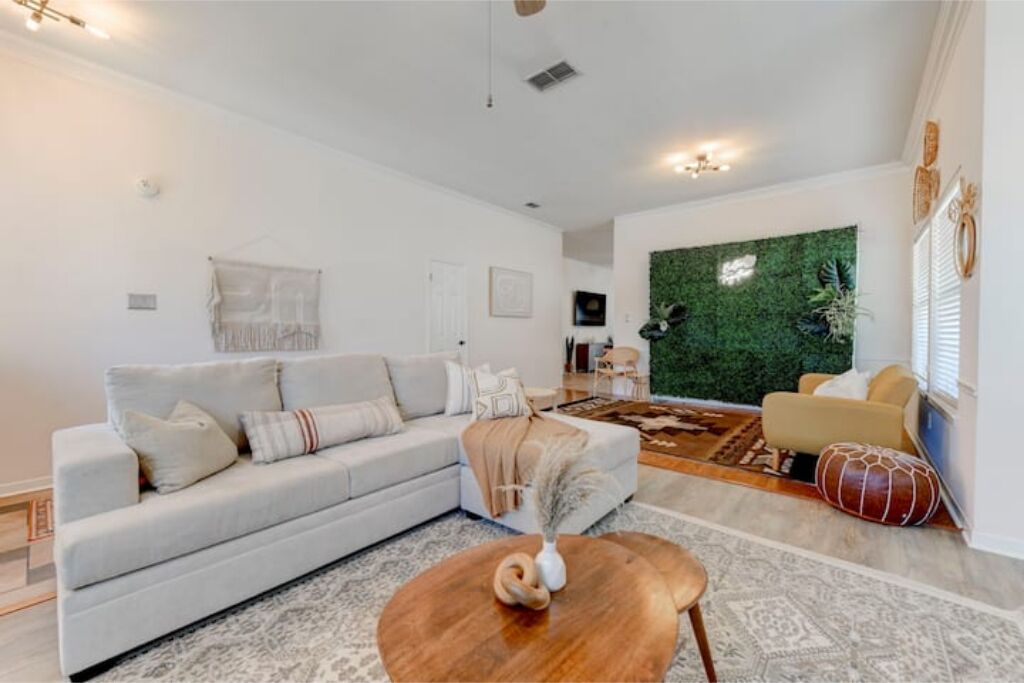 Centrally Located Austin Charm, 20 mins from Downtown