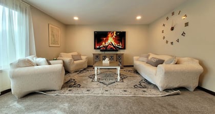 Spacious Buffalo Home Near Niagara Falls/Bills Stadium