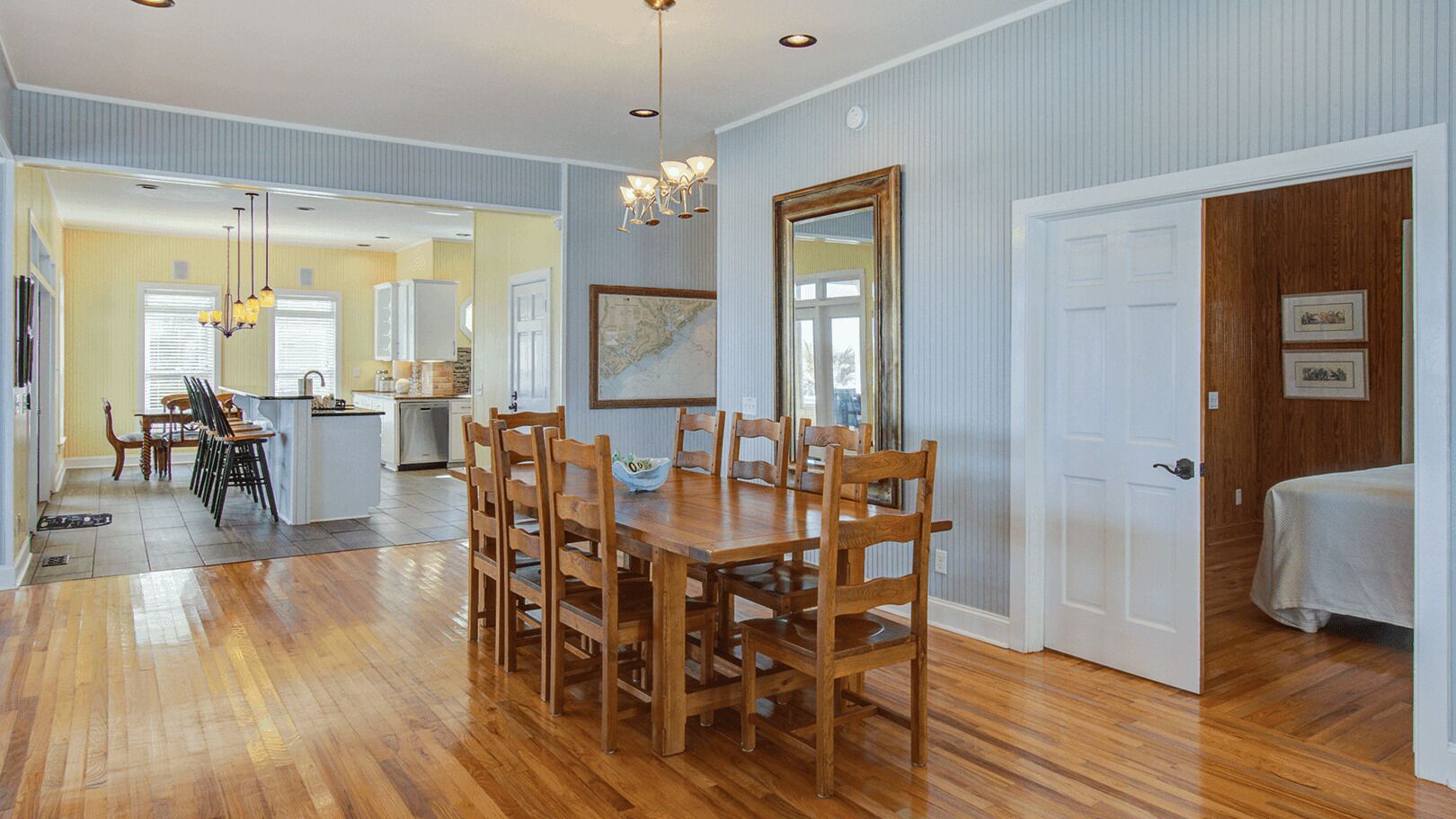 House (5 Bedrooms) | Interior