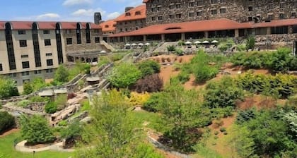 Mountain view retreat with deck, hot tub, & W/D - easy access to everything