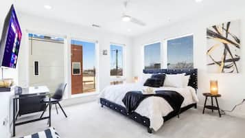 2 bedrooms, desk, iron/ironing board, free WiFi