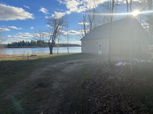 Lake front Rustic Cabin in the UP, Snowmobile-ATV trails, Falls, Mackinaw Island
