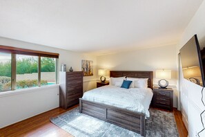 3 habitaciones, tabla de planchar con plancha, internet y ropa de cama 