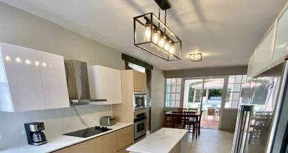 NEW! AMAZING HOME RAINFOREST AND LUQUILLO BEACH 16 GUESTS