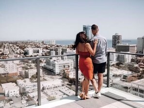 Property grounds - Level- Extended Stay Getaway. One Bedroom Suite (Long Beach)
