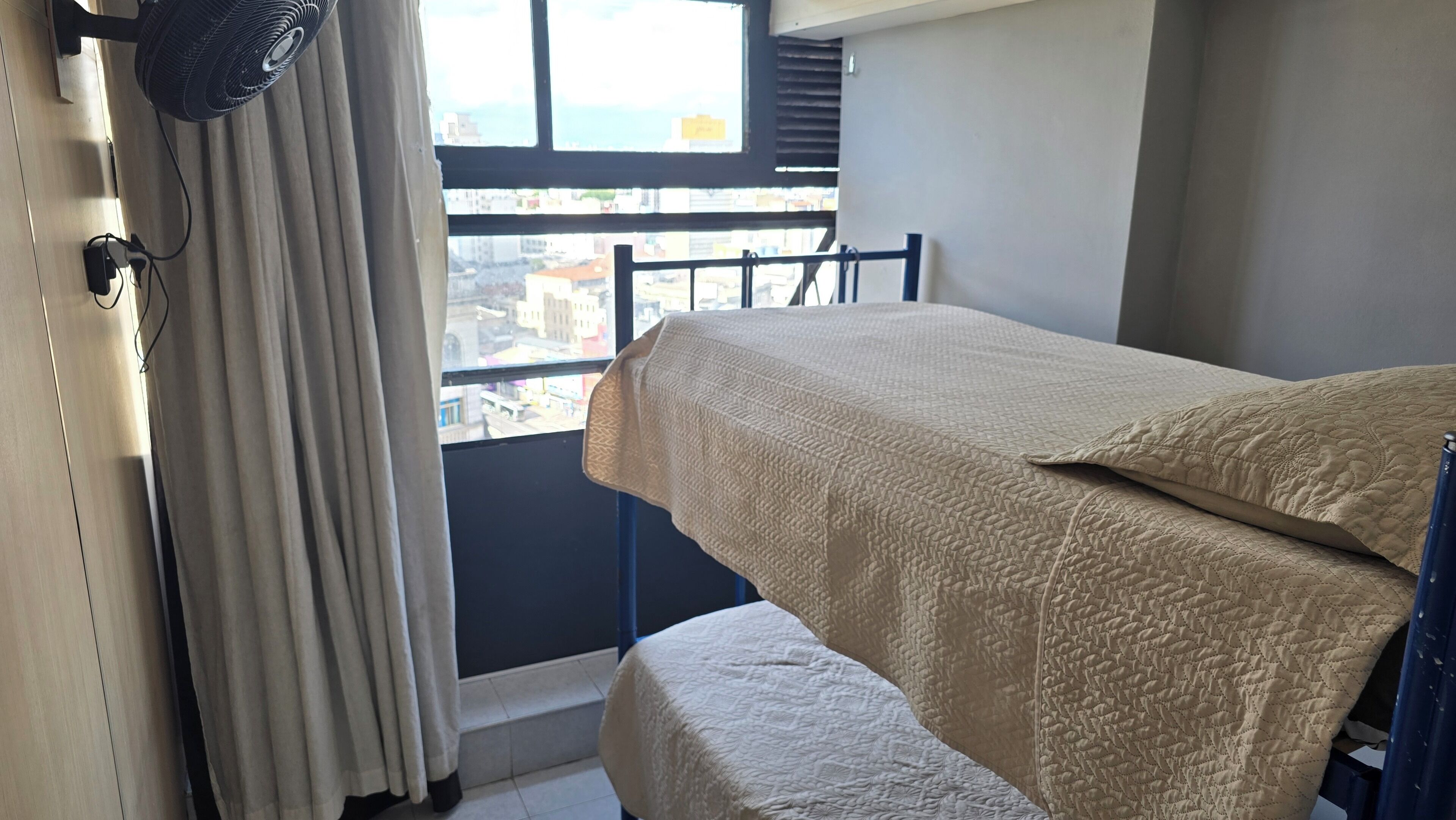 Apartamento 2204 | Blackout curtains, iron/ironing board (on request), free WiFi