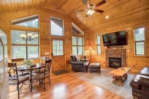 Smart TV, fireplace