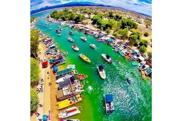 Marina