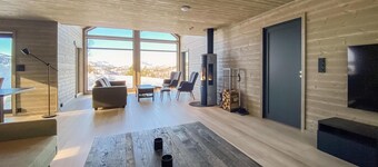 Vakkert hjem i Edland med WiFi