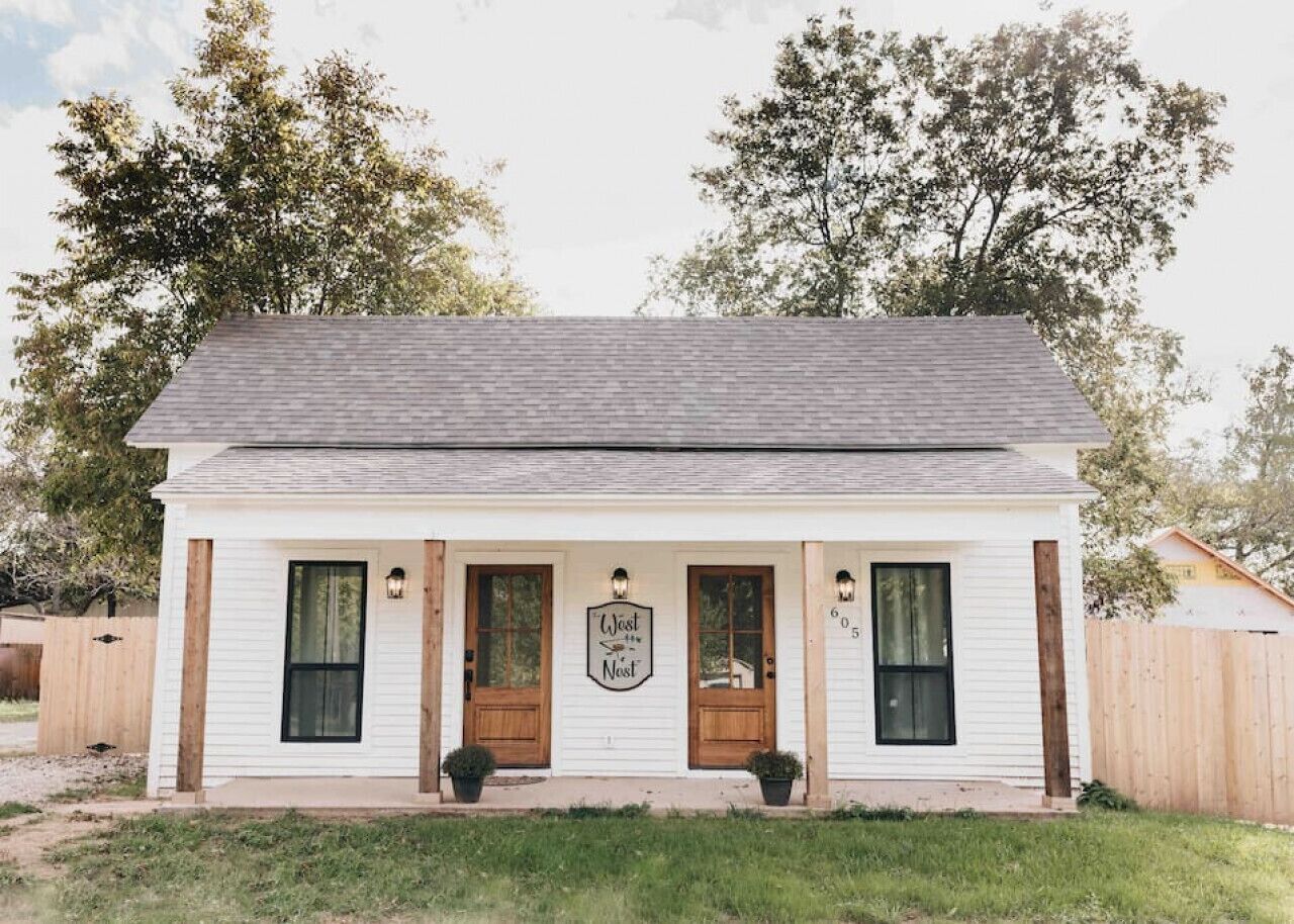 The West Nest Cozy Cottage