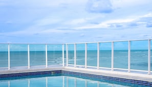Apartment | Pool | Outdoor pool - Miramar Blue Sunset (João Pessoa)