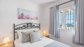 2 Schlafzimmer, Bügeleisen/Bügelbrett, Reisekinderbett, WLAN