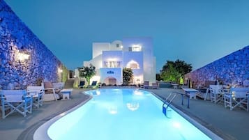 Piscine extérieure