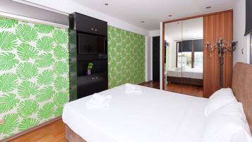 9 chambres, fer et planche Ă repasser, accĂšs Internet, draps fournis