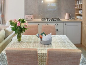 Dishwasher, highchair