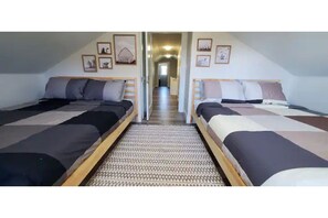 4 chambres, bureau, lit parapluie, Wi-Fi gratuit