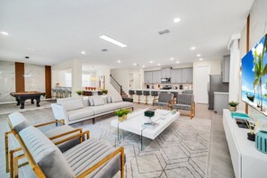 Vila (Multiple Bedrooms) | Comodidades da propriedade