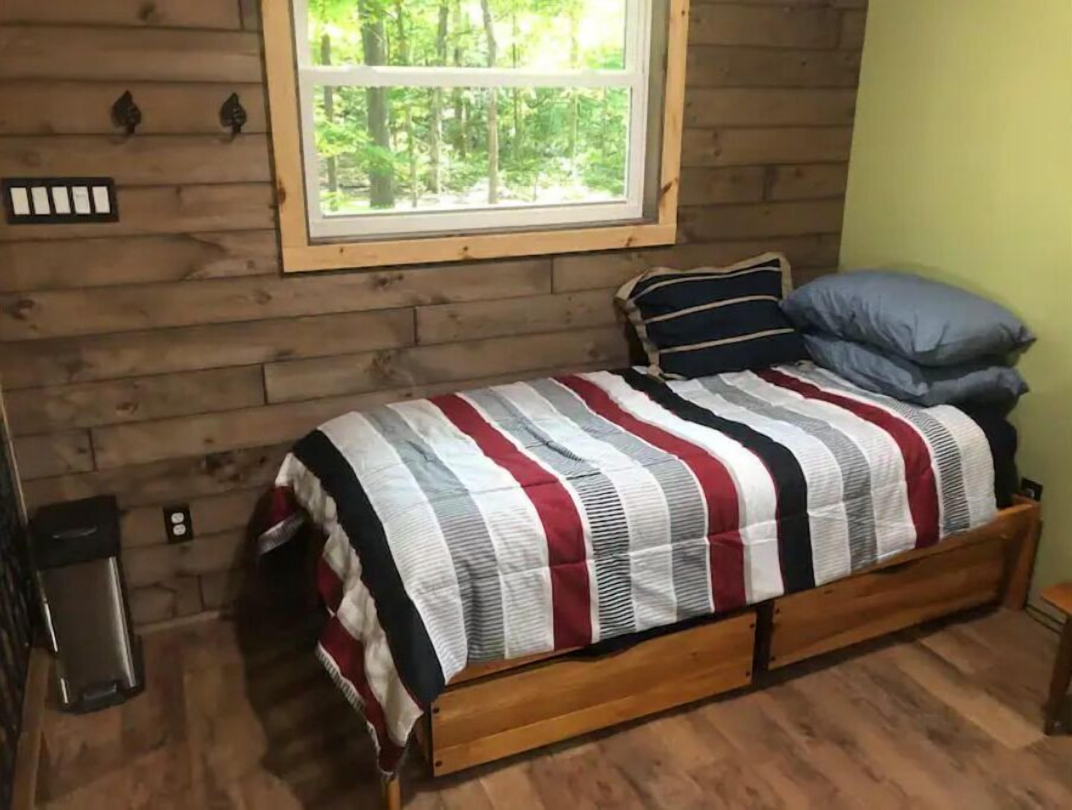 1 Schlafzimmer, Schreibtisch, WLAN, Bettwäsche