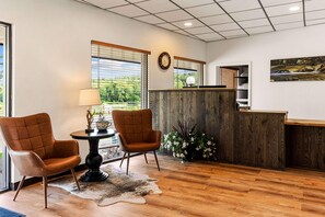 Lobby - Travelodge By Wyndham Emlenton (Emlenton)