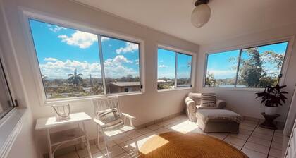Handy Gold Coast location close to Broadwater Parklands