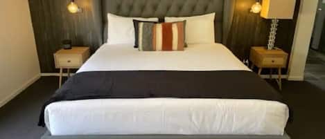 4 chambres, bureau, Wi-Fi, literie fournie