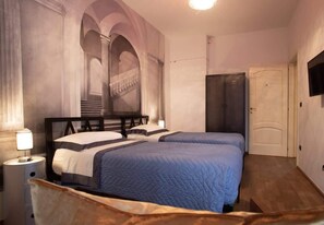 Unclassified image, 3 of 52, button