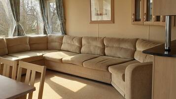 Chalet, Multiple Beds | Interior