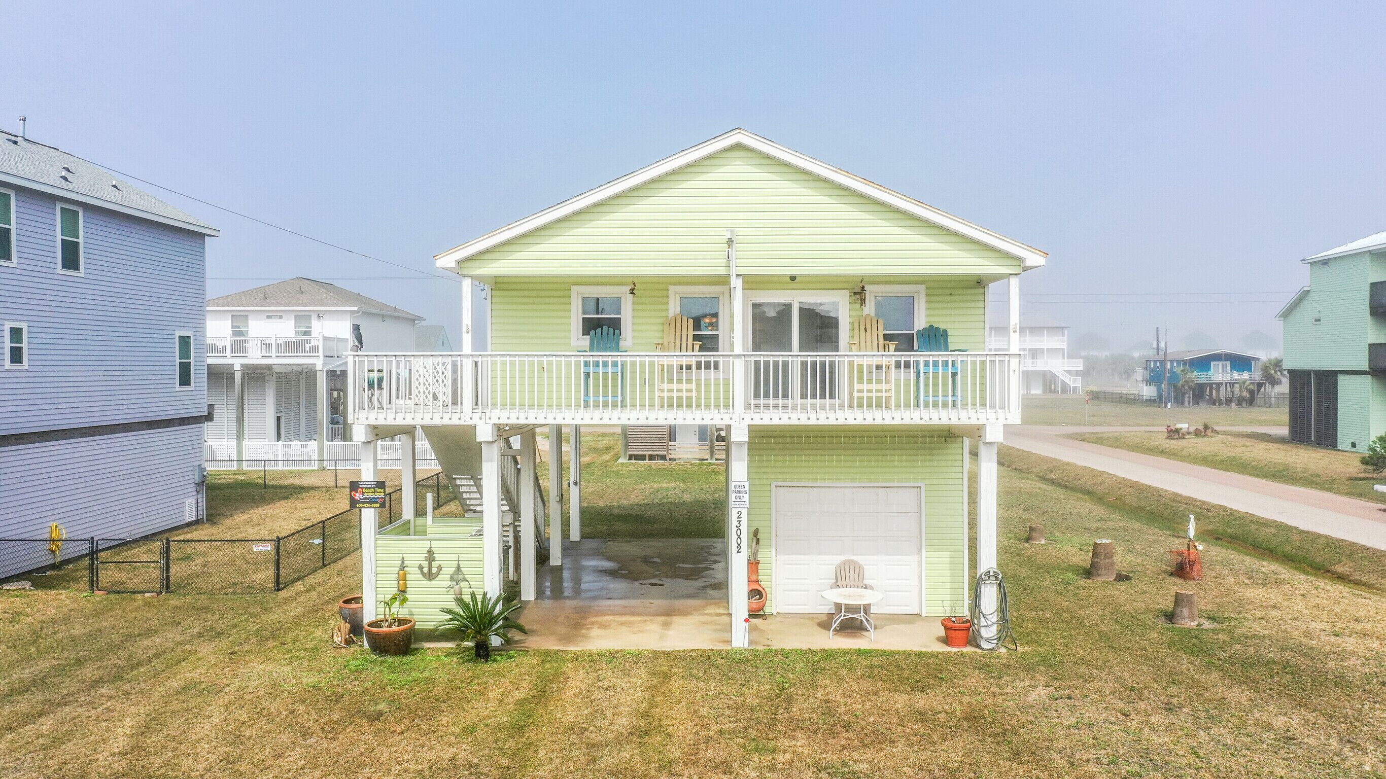 Harper's Place! Walk to the Beach! Dog Friendly!