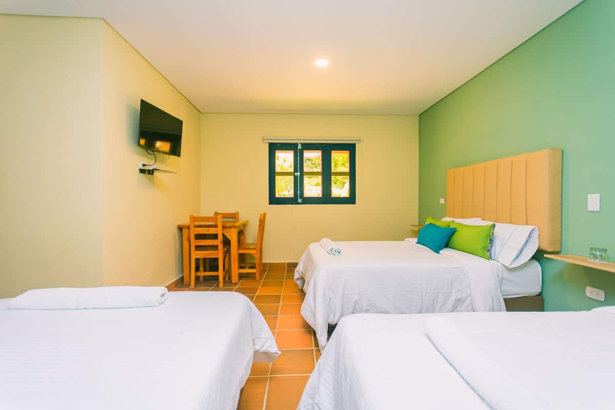 Familienzimmer, Mehrere Betten, Bergblick