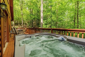 Bain à remous extérieur