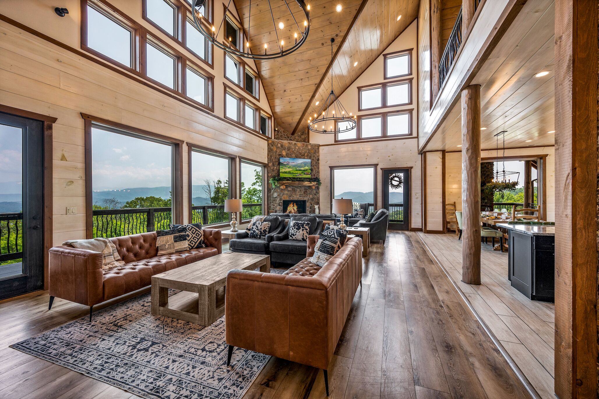 Fernseher, Kamin, Tischtennisplatte