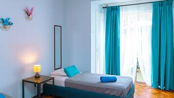 Wifi gratis y ropa de cama