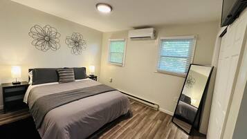 2 bedrooms, desk, iron/ironing board, free WiFi