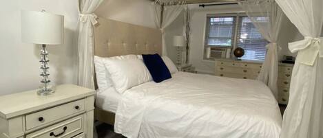 3 bedrooms, bed sheets