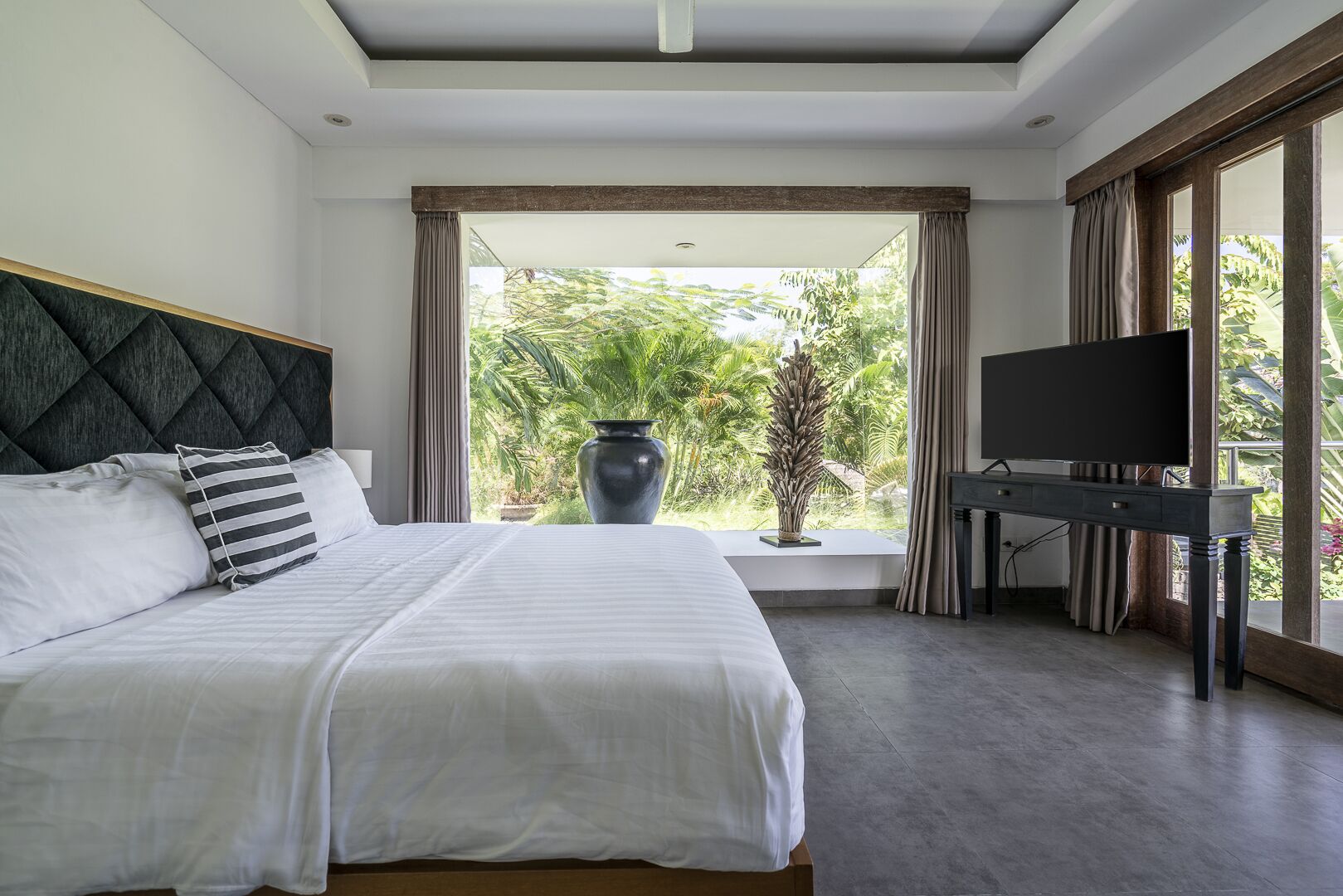 3 間睡房、房內夾萬、可攜式嬰兒床、Wi-Fi