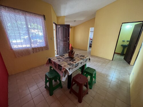 Casa los mangos 5 minutes from the beach