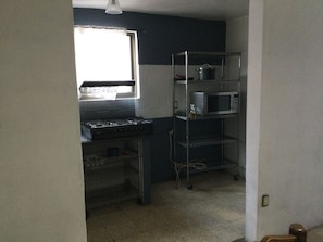 Private kitchen - Trotamundo Oaxaca Hostel (Oaxaca)